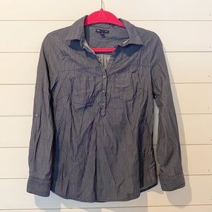 Gap Chambray Denim Button Up Shirt size S